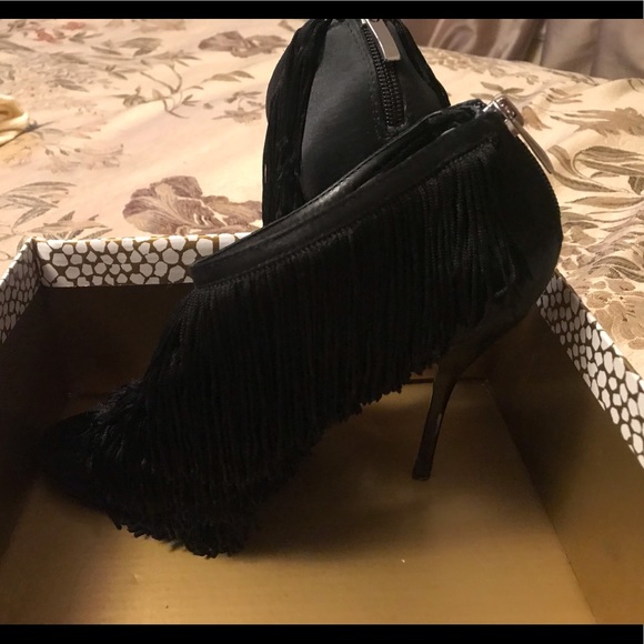 Allen Schwartz shoes - Picture 3 of 6